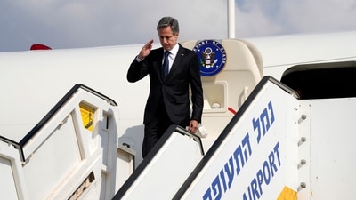 US Secretary of State Antony Blinken arrives in Tel Aviv, Israel on October 12. US President Joe Biden has dispatched his top diplomat to Israel on an urgent mission to show support after the unprecedented attack by Hamas militants, reported AP. (Jacquelyn Martin / AP Photo) US Secretary of State Antony Blinken arrives in Tel Aviv, Israel on October 12. US President Joe Biden has dispatched his top diplomat to Israel on an urgent mission to show support after the unprecedented attack by Hamas militants, reported AP. (Jacquelyn Martin / AP Photo)