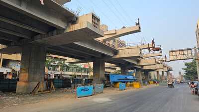 A concrete slab fell from ongoing metro rail construction site in Bhayandar. (Azim Tamboli)