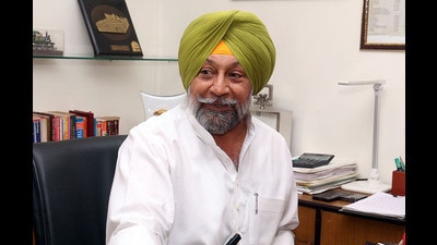Former MLA of Talwandi Sabo Jeet Mohinder Singh Sidhu interacting with the media during a press conference in Bathinda on Thursday. (Sanjeev Kumar/HT) Former MLA of Talwandi Sabo Jeet Mohinder Singh Sidhu interacting with the media during a press conference in Bathinda on Thursday. (Sanjeev Kumar/HT)