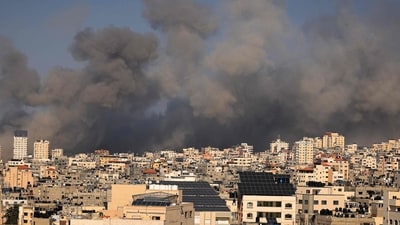 Smoke billows during Israeli air strikes in Gaza (AFP) Smoke billows during Israeli air strikes in Gaza (AFP)