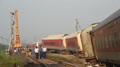 Railways said that many trains from Patna on the Howrah-Delhi mainline were diverted due to the mishap. (HT Photo) Railways said that many trains from Patna on the Howrah-Delhi mainline were diverted due to the mishap. (HT Photo)