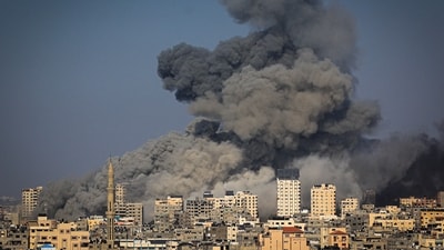 Smoke billows during Israeli air strikes in Gaza City (AFP) Smoke billows during Israeli air strikes in Gaza City (AFP)
