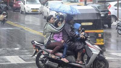 The city and surrounding areas will experience cloudy weather and it is expected that light to isolated heavy rainfall will be experienced city on October 15 and 16. Similarly, other areas in the state receive light to isolated heavy rainfall, says official. (HT FILE PHOTO) The city and surrounding areas will experience cloudy weather and it is expected that light to isolated heavy rainfall will be experienced city on October 15 and 16. Similarly, other areas in the state receive light to isolated heavy rainfall, says official. (HT FILE PHOTO)