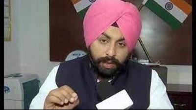 The minister has ordered the immediate release of a grant of  ₹50 lakh to ameliorate the condition of Government Primary School Masol. (ht file)
