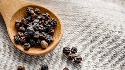 Black Pepper (Kali Mirch) can be used in moderation to give your dishes a hint of spiciness and flavor.&nbsp; (Pixabay)