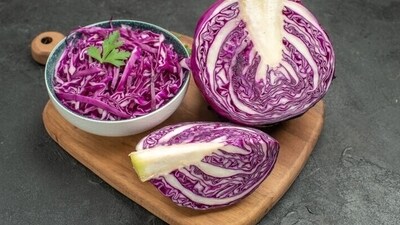 Purple cabbage aids in the elimination of excess oestrogen from the body being high in fibre. This is particularly important for hormone balance in women and a higher probability of anovulation (Freepik) Purple cabbage aids in the elimination of excess oestrogen from the body being high in fibre. This is particularly important for hormone balance in women and a higher probability of anovulation (Freepik)