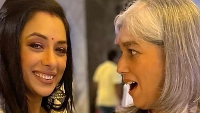 Rupali Ganguly and Ratna Pathak Shah reunite Rupali Ganguly and Ratna Pathak Shah reunite