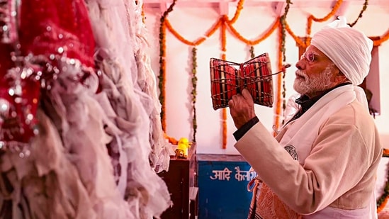 After offering puja, parikrama around the jyotirlinga and meditation at Jageshwar Dham, PM Modi will have a traditional Kumaoni lunch.&nbsp;(PTI)