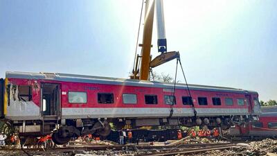 All 23 coaches of the superfast train from Delhi’s Anand Vihar Terminus to Assam’s Kamakhya derailed near Raghunathpur station in Bihar’s Buxar on Wednesday night, killing four people and leaving 71 injured. (PTI)