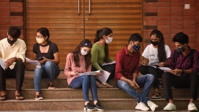 The programme draws both on cutting-edge academic research on global environmental law and governance and on first-hand professional experience at different levels, said the University. The programme draws both on cutting-edge academic research on global environmental law and governance and on first-hand professional experience at different levels, said the University.