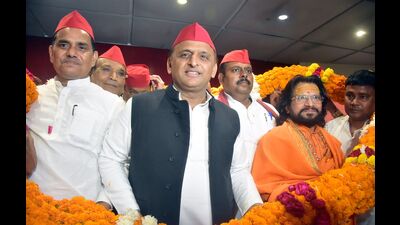 Samajwadi Party national president Akhilesh Yadav at a meet of party’s state backward classes cell in Lucknow on Oct 13. (Sourced) Samajwadi Party national president Akhilesh Yadav at a meet of party’s state backward classes cell in Lucknow on Oct 13. (Sourced)