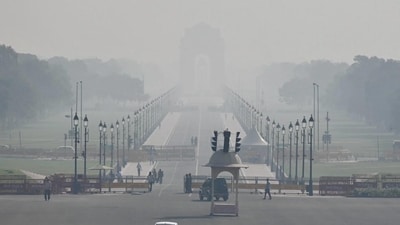 The air quality index (AQI) at Lodhi Road is satisfactory at 72, while at the Pusa Road area, it is moderate at 159. (HT Photo/Raj K Raj) The air quality index (AQI) at Lodhi Road is satisfactory at 72, while at the Pusa Road area, it is moderate at 159. (HT Photo/Raj K Raj)