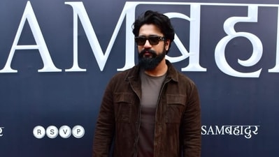 Vicky wore a casual brown jacket with his matching T-shirt and trousers for the event. At the teaser launch of Sam Bahadur, Vicky said that it's a huge responsibility to be donning the Indian Army uniform and stepping into the shoes of Sam Manekshaw. He also said that he hopes he can do justice to the role. Vicky wore a casual brown jacket with his matching T-shirt and trousers for the event. At the teaser launch of Sam Bahadur, Vicky said that it's a huge responsibility to be donning the Indian Army uniform and stepping into the shoes of Sam Manekshaw. He also said that he hopes he can do justice to the role. 