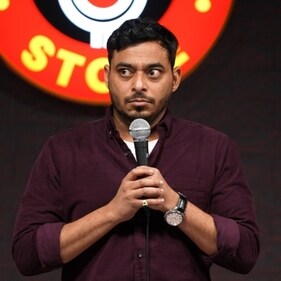 Comedian Himanshu Bhardwaj who shares his struggles in professional and personal life in this set. Comedian Himanshu Bhardwaj who shares his struggles in professional and personal life in this set.