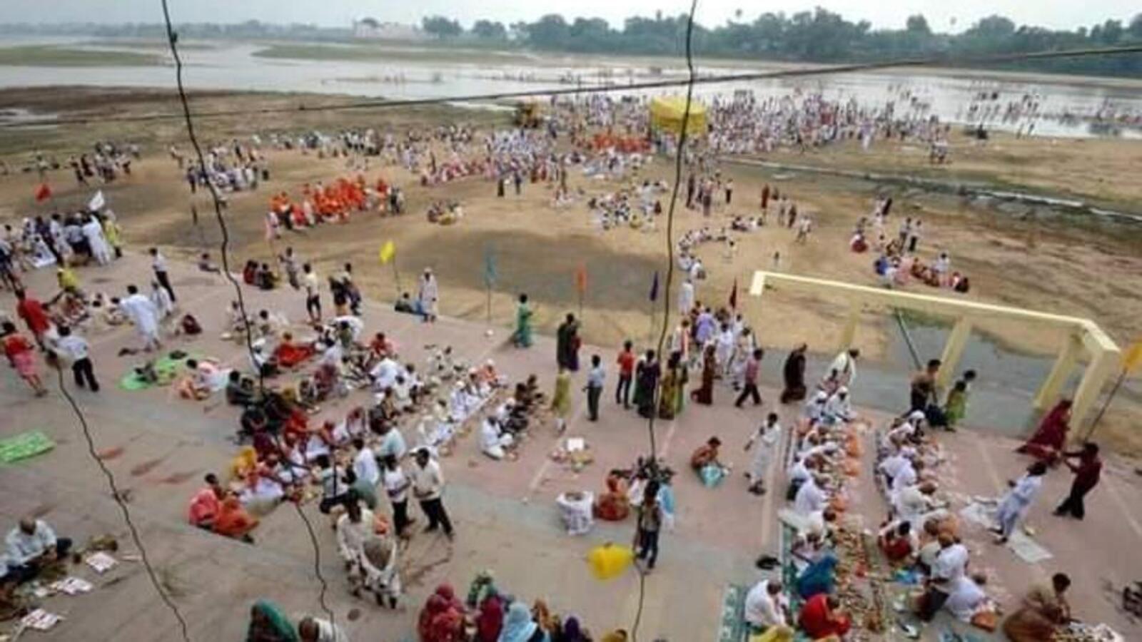 Bihar: 35 foreigners perform Pind Daan at Gaya - Vimarsana News
