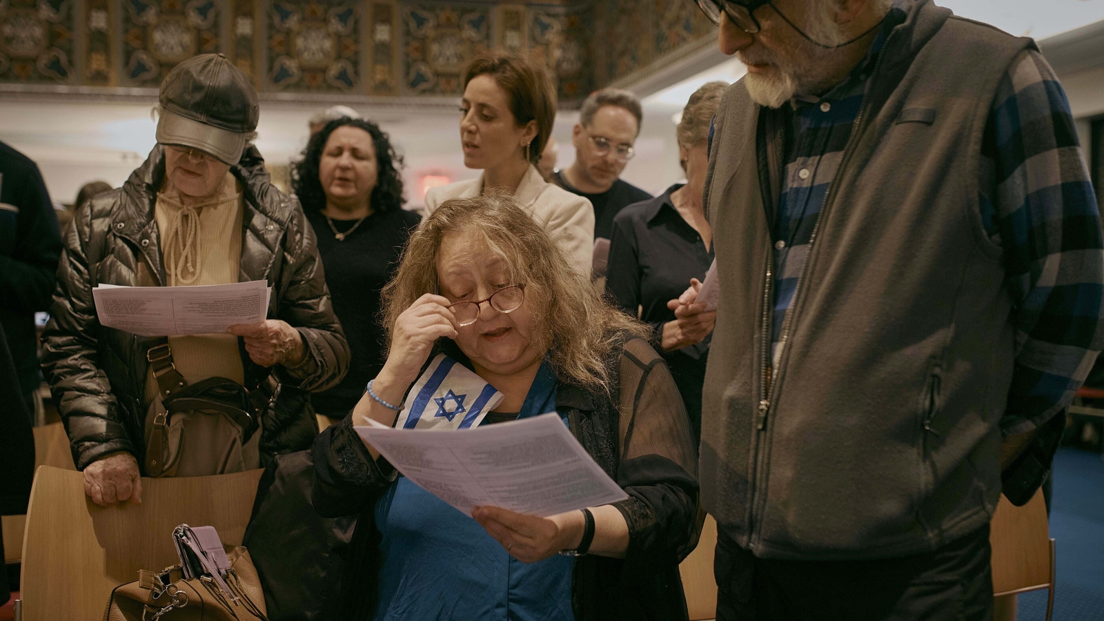 Jews pray for peace in Shabbat services held as Israel-Hamas war rages | World News - Vimarsana News