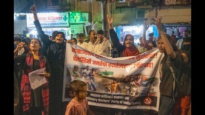 (RWIP) Revolutionary Workers Party of Indian members protested against Israeli bombing In Gaza, Palestinians at Mankhurd on Friday. 2023. (Satish Bate/ HT PHOTO) (RWIP) Revolutionary Workers Party of Indian members protested against Israeli bombing In Gaza, Palestinians at Mankhurd on Friday. 2023. (Satish Bate/ HT PHOTO)