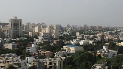 The growth in residential prices in 107 cities across the globe slowed in Q2 2023, falling to 1.7 per cent year-on-year (y-o-y). (Parveen Kumar/Hindustan Times) The growth in residential prices in 107 cities across the globe slowed in Q2 2023, falling to 1.7 per cent year-on-year (y-o-y). (Parveen Kumar/Hindustan Times)