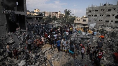 Retaliatory strikes on Gaza have left more than 1,000 Palestinians dead and Hamas, which is designated a terrorist group by the US and EU, is holding an unknown number of Israelis hostage.� Photographer: Ahmad Salem/Bloomberg (Khan Younis) Retaliatory strikes on Gaza have left more than 1,000 Palestinians dead and Hamas, which is designated a terrorist group by the US and EU, is holding an unknown number of Israelis hostage.� Photographer: Ahmad Salem/Bloomberg (Khan Younis)