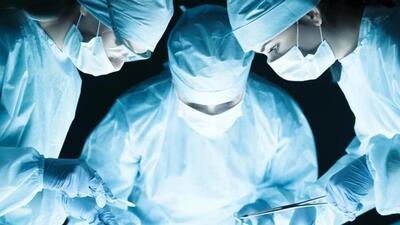 The plea mentioned that the doctor performing surgery gets distracted by explaining the procedure to an audience (Representative Photo) The plea mentioned that the doctor performing surgery gets distracted by explaining the procedure to an audience (Representative Photo)