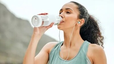Stay hydrated: Proper hydration aids liver function. Aim for at least 8 glasses of water daily. (Unsplash) Stay hydrated: Proper hydration aids liver function. Aim for at least 8 glasses of water daily. (Unsplash)