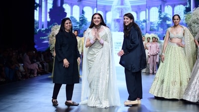 Speaking at the fashion show, Parineeti said, “I am very happy as this is my first appearance after marriage and I am in my home city Delhi so it is a very special feeling.” 