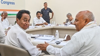Madhya Pradesh Congress President Kamal Nath and party leaders during the party's Central Election Committee meeting to finalise candidates for Madhya Pradesh Assembly elections, at the AICC office in New Delhi on Saturday. (ANI) Madhya Pradesh Congress President Kamal Nath and party leaders during the party's Central Election Committee meeting to finalise candidates for Madhya Pradesh Assembly elections, at the AICC office in New Delhi on Saturday. (ANI)