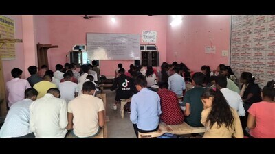 Students at a government-aided school in Prayagraj. (HT File) Students at a government-aided school in Prayagraj. (HT File)