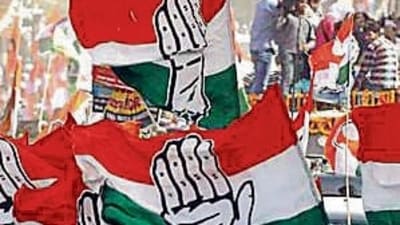 Amid ongoing discussions with the CPI and CPI (M) for an alliance, a party functionary said the Congress has tentatively agreed to give two seats to the CPI – Kothagudem and Chennur. (Representative Image) (HT Archives) Amid ongoing discussions with the CPI and CPI (M) for an alliance, a party functionary said the Congress has tentatively agreed to give two seats to the CPI – Kothagudem and Chennur. (Representative Image) (HT Archives)