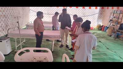The health camps have been set up on five prominent roads navigating to the Tuljapur temple. (HT PHOTO)