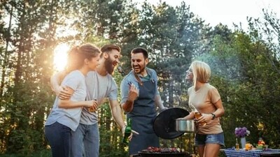 Ways by which our attachment style can impact friendships (Unsplash) Ways by which our attachment style can impact friendships (Unsplash)