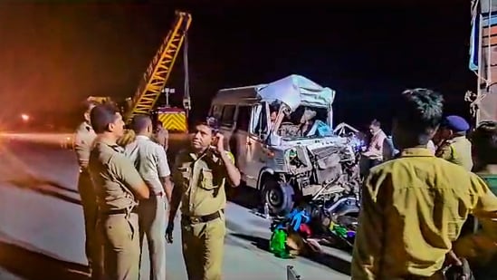 Maharashtra Chief Minister Eknath Shinde expressed grief over the incident and announced a compensation of <span class='webrupee'>₹</span>5 lakh each to the families of the deceased. He also ordered an inquiry into the accident.&nbsp;(PTI)