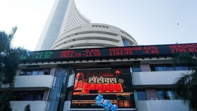 Sensex drops over 100 points in early trade to open below 66,200; Nifty at 19,725 (REUTERS)