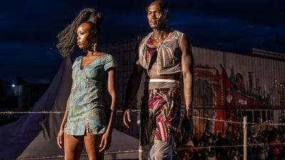 Models walk the catwalk while showcasing designs at the main fashion show during the Kibera Fashion Week in the informal settlement of Kibera in Nairobi, on October 15, 2023. (Photo by LUIS TATO / AFP) Models walk the catwalk while showcasing designs at the main fashion show during the Kibera Fashion Week in the informal settlement of Kibera in Nairobi, on October 15, 2023. (Photo by LUIS TATO / AFP)