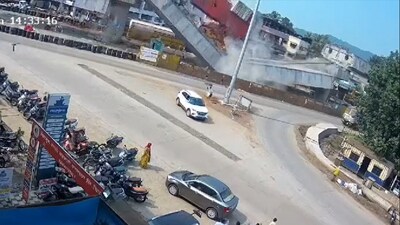 Screengrab of the CCTV footage showing collapse of the flyover (Twitter)