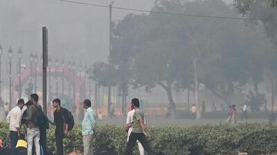 The air quality index (AQI) in the national Capital on Sunday was recorded at 233, which is considered ‘poor’. (HT Photo) The air quality index (AQI) in the national Capital on Sunday was recorded at 233, which is considered ‘poor’. (HT Photo)