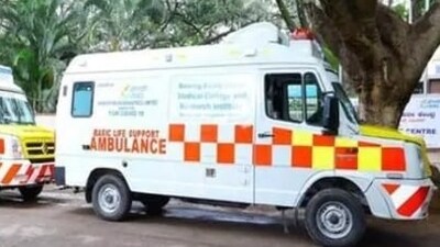 Ambulance carrying live heart in Bengaluru covers 14 kms in 13 minutes. Details Ambulance carrying live heart in Bengaluru covers 14 kms in 13 minutes. Details