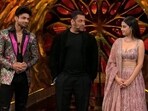 Salman Khan with Abhishek Kumar and Isha Malviya on Bigg Boss 17. Salman Khan with Abhishek Kumar and Isha Malviya on Bigg Boss 17.