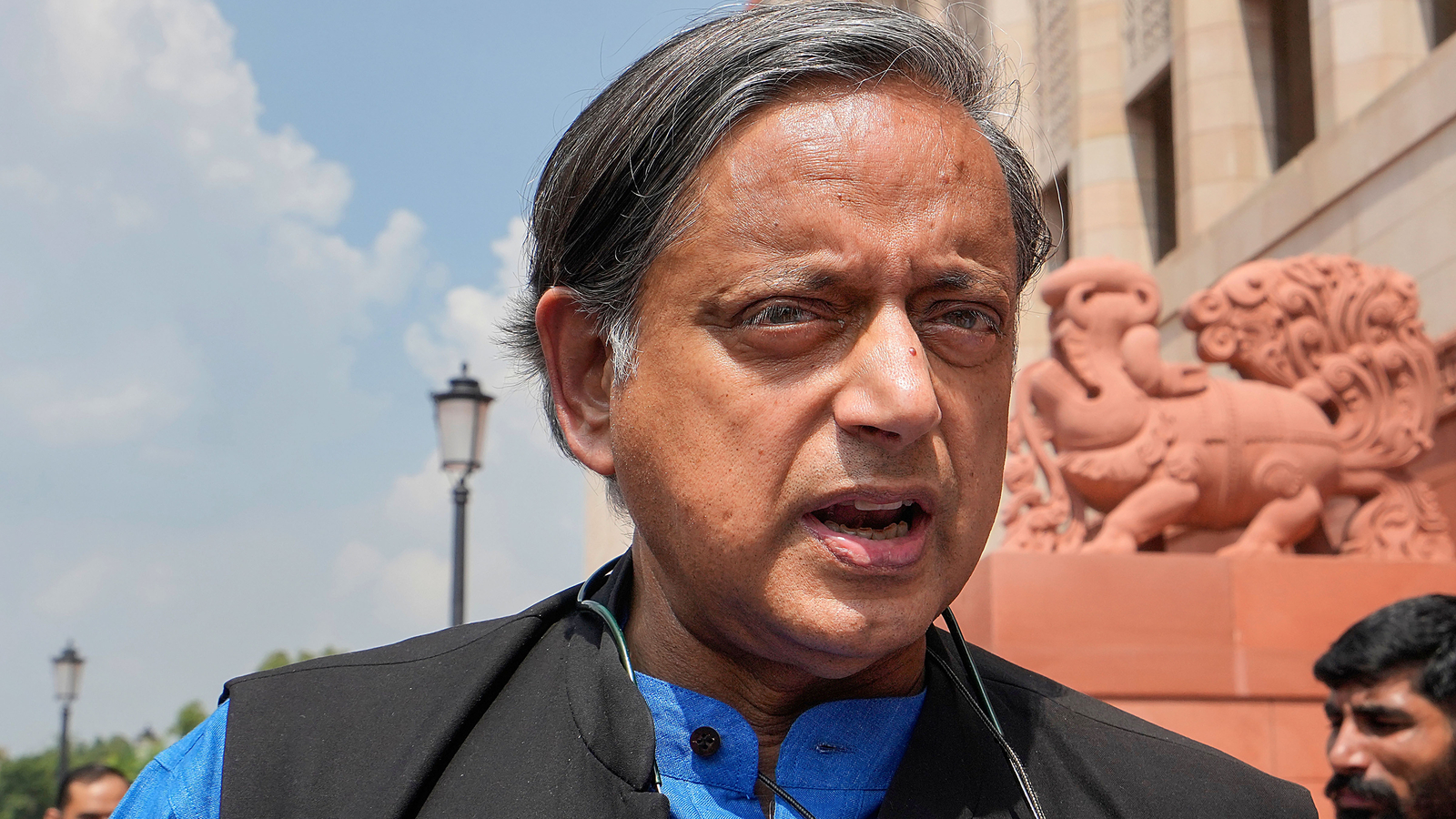 'Congress is a family-run party': Shashi Tharoor on who will be PM pick | Latest News India - Vimarsana News