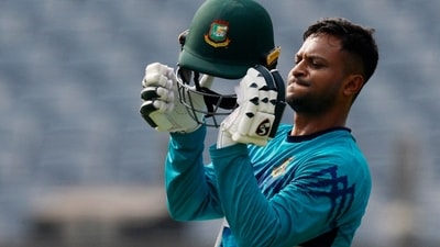 Bangladesh's Shakib Al Hasan during practice (REUTERS)