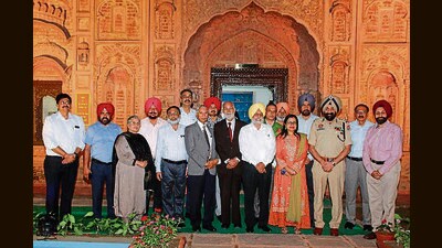 Delegates during a visit to the Museum of Social History and Rural Life of Punjab in Ludhiana. (ht photo) Delegates during a visit to the Museum of Social History and Rural Life of Punjab in Ludhiana. (ht photo)