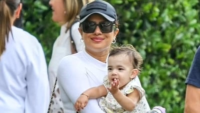 Malti Marie, Priyanka Chopra and Nick Jonas were at Disney World. Malti Marie, Priyanka Chopra and Nick Jonas were at Disney World.