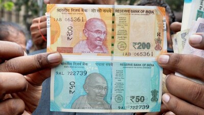 The Centre on Tuesday approved ad-hoc bonus for Group C and non-gazetted Group B rank central government officials, including paramilitary forces and armed forces (PTI image) The Centre on Tuesday approved ad-hoc bonus for Group C and non-gazetted Group B rank central government officials, including paramilitary forces and armed forces (PTI image)