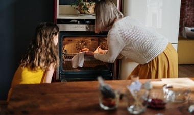Amazon Sale 2023: Bring home an oven to bake, roast and grill delicious food items. (Pexels) Amazon Sale 2023: Bring home an oven to bake, roast and grill delicious food items. (Pexels)