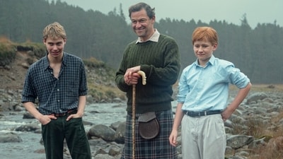 Prince William is played by Rufus Kampa, and Ed McVey in Part 2; Prince Harry is played by Fflyn Edwards (Netflix) Prince William is played by Rufus Kampa, and Ed McVey in Part 2; Prince Harry is played by Fflyn Edwards (Netflix)