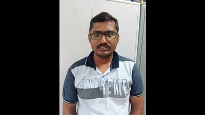 Fake policeman calls real cops after creating a ruckus in bar Fake policeman calls real cops after creating a ruckus in bar