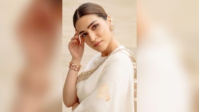 Assisted by celebrity make-up artist Adrian Jacobs, Kriti went for a nude eye shadow, winged eyeliner, mascaraed lashes, darkened eyebrows, contoured cheeks and a nude lip colour. A little green bindi perfectly completed the look. (Instagram/@sukritigrover) Assisted by celebrity make-up artist Adrian Jacobs, Kriti went for a nude eye shadow, winged eyeliner, mascaraed lashes, darkened eyebrows, contoured cheeks and a nude lip colour. A little green bindi perfectly completed the look. (Instagram/@sukritigrover)