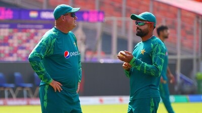 Pakistan's Director of Cricket Mickey Arthur, interacts with skipper Babar Azam during a practice session (ANI) Pakistan's Director of Cricket Mickey Arthur, interacts with skipper Babar Azam during a practice session (ANI)