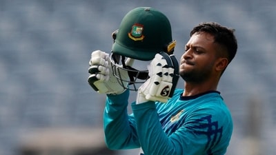 Bangladesh's Shakib Al Hasan during practice (REUTERS)