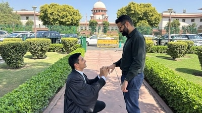 Same-sex marriage: Lawyer proposing to the love of his life in front of Supreme Court. (X/@AnanyaKotia) Same-sex marriage: Lawyer proposing to the love of his life in front of Supreme Court. (X/@AnanyaKotia)
